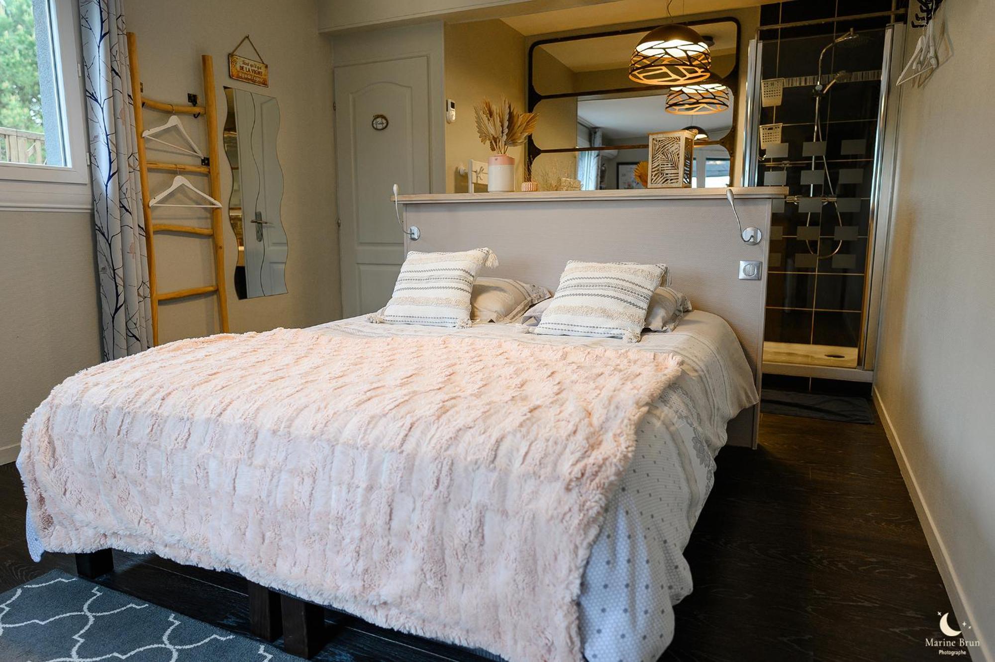 Les Pins Perdus Bed and Breakfast Saint-Ciers-d'Abzac Buitenkant foto